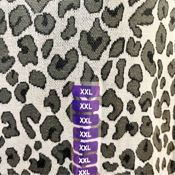 Isaac Mizrahi Lounge Grey Leopard Sweater XXL NWT - Picture 6 of 14
